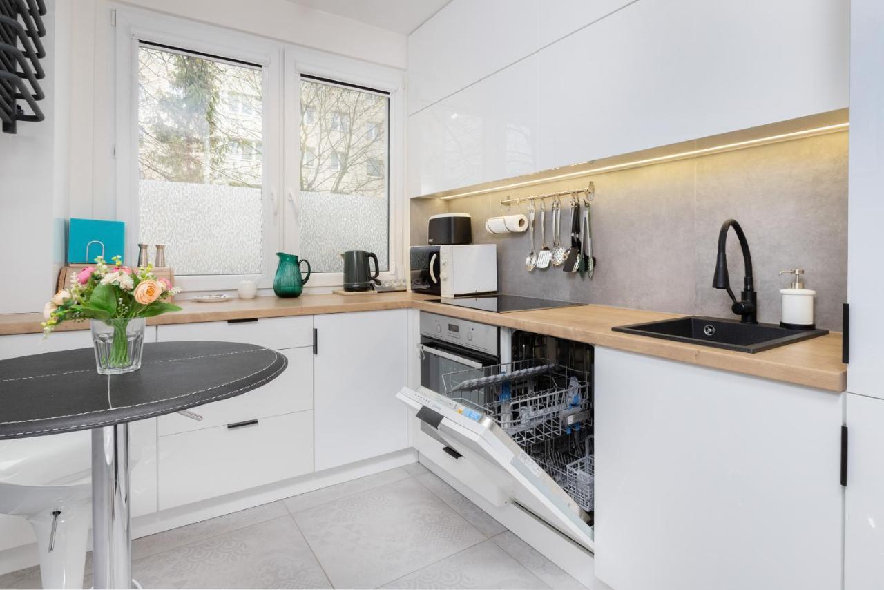 Seaside Redlowo By Renters